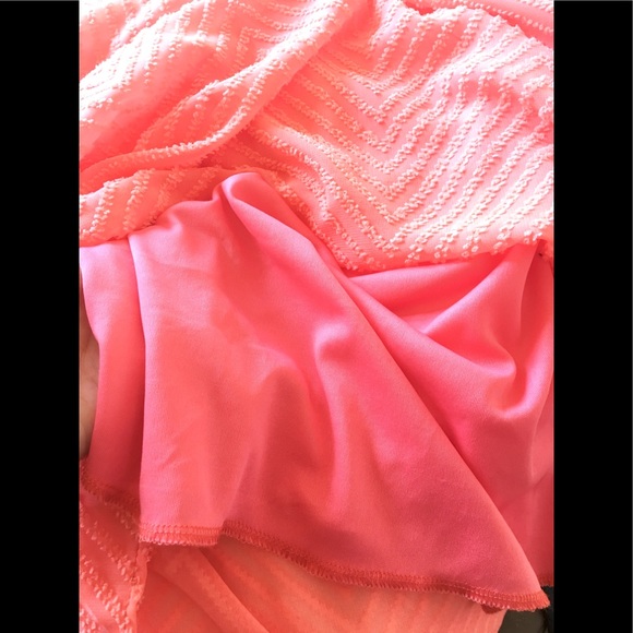 Women’s coral color Dress, Coverup Or Tunic Top! So Versatile! Vacay! - Picture 5 of 7